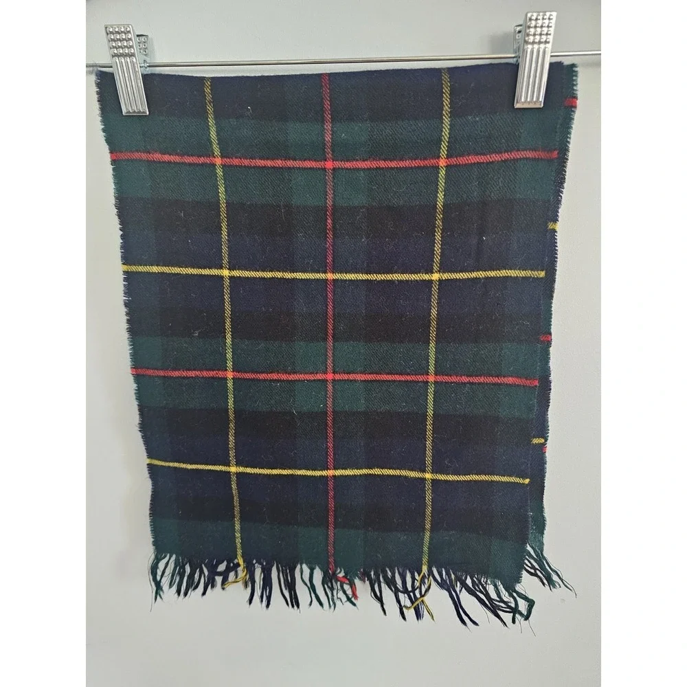 Peter Mac Arthur &‎ Co. 100% New Wool Christmas Plaid  Scarf